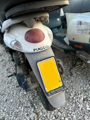  PILOTO TRASERO CENTRAL PIAGGIO (VESPA) LIBERTY LIBERTY 