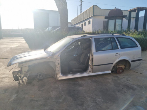 Skoda Octavia Combi (1U5)(1998->) — vehículo donante para recambios 