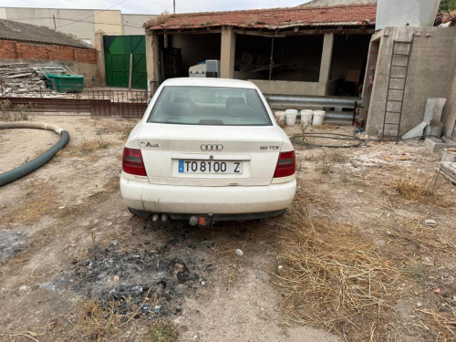 AUDI A4 BERLINA (B5) — автомобиль-донор на запчасти 