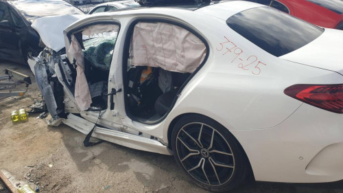 MERCEDES-BENZ — vehículo donante para recambios 