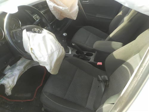  TOYOTA AURIS (E18) 