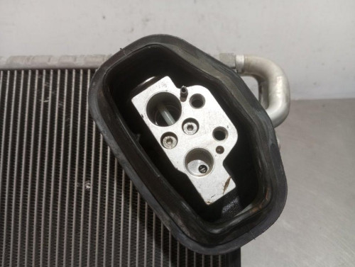  CONDENSADOR / RADIADOR AIRE ACONDICIONADO Audi A4 AVANT (8K5) 