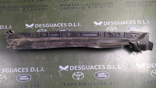 MOLDURAS DELANTERAS Toyota LAND CRUISER (J15) 