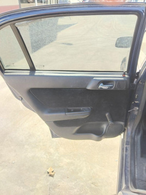 GUARNECIDO PUERTA TRASERA IZQUIERDA Opel Astra G Berlina (1998->)