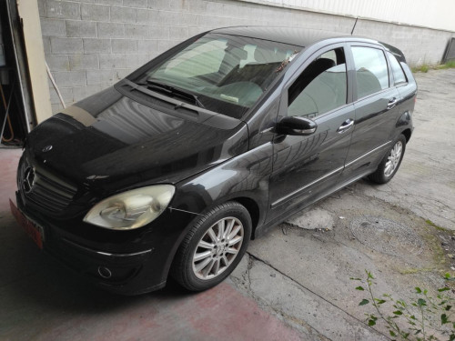 MERCEDES-BENZ CLASE B (BM 245) — vehículo donante para recambios 