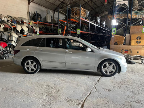 MERCEDES-BENZ CLASE R (BM 251) — автомобиль-донор на запчасти 