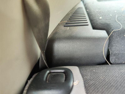 CINTURON SEGURIDAD TRASERO DERECHO