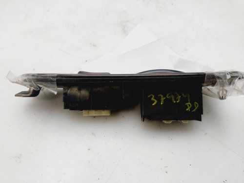 MANDO ELEVALUNAS DELANTERO DERECHO Lexus LS 400 (UCF20) 