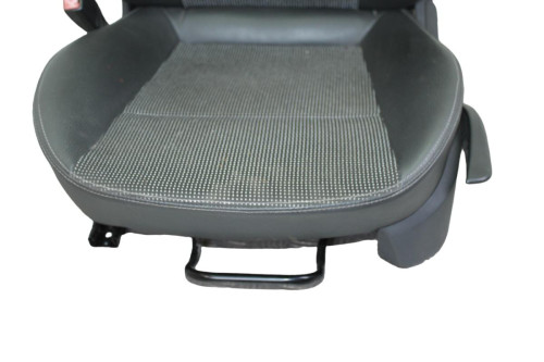 JUEGO ASIENTOS COMPLETO de segunda mano