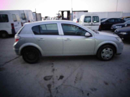  OPEL ASTRA H BERLINA 
