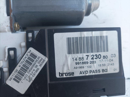  MOTOR ELEVALUNAS DELANTERO DERECHO 