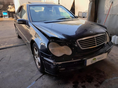 MERCEDES-BENZ CLASE C (BM 203) BERLINA