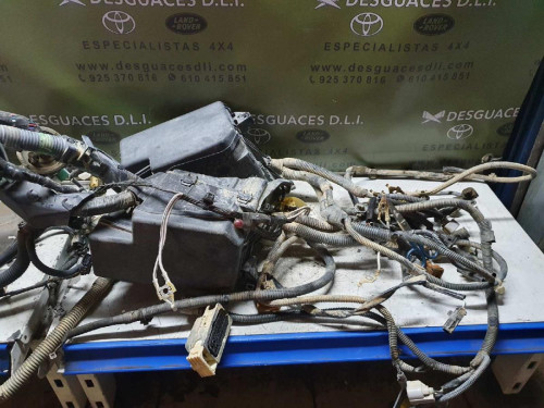 CAJA RELES / FUSIBLES TOYOTA RAV4 (A3) 