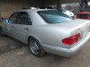  MERCEDES-BENZ CLASE E (BM 210) BERLINA 
