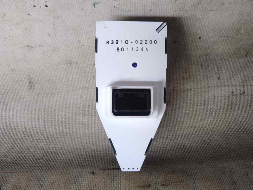 PANTALLA MULTIFUNCION TOYOTA AURIS (E18) 