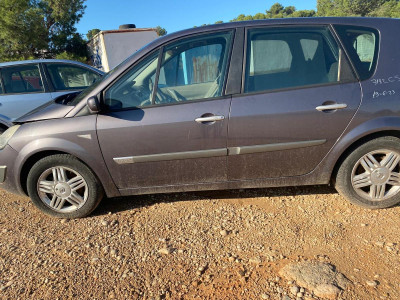 RENAULT SCENIC II (JM)
