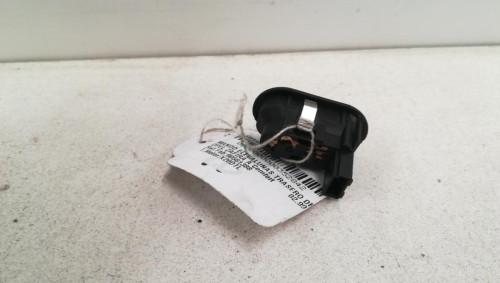  MANDO ELEVALUNAS TRASERO DERECHO OPEL ZAFIRA A 