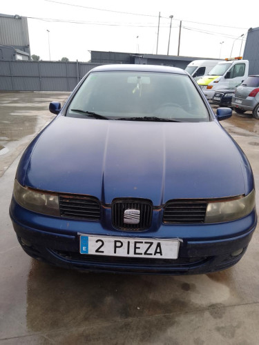 SEAT LEON (1M1) — vehículo donante para recambios 