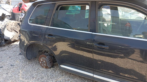  VOLKSWAGEN TOUAREG (7LA) 
