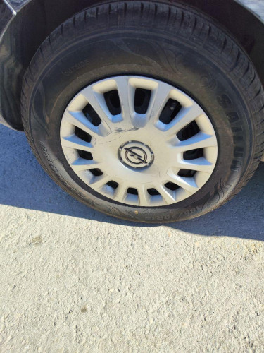 LLANTA Opel CORSA D 