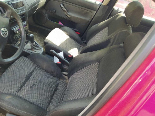 VOLKSWAGEN GOLF IV BERLINA (1J1)(10.1997) — vehículo donante para recambios 