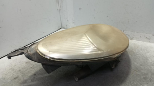 FARO DERECHO Citroen XSARA PICASSO 