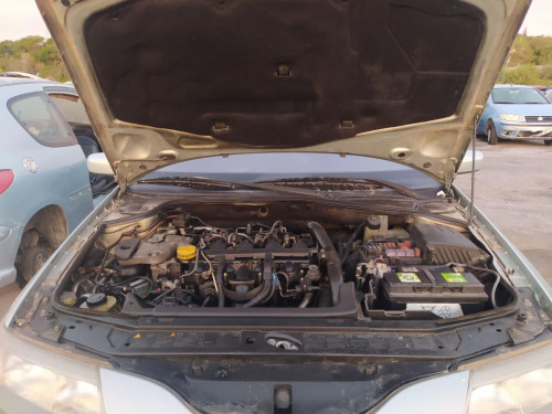  RENAULT LAGUNA II (BG0) 