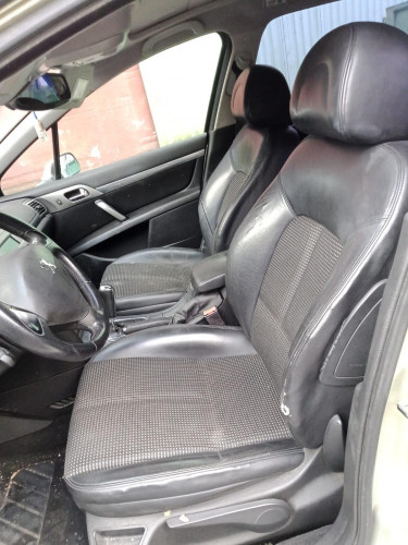  PEUGEOT 407 SW 