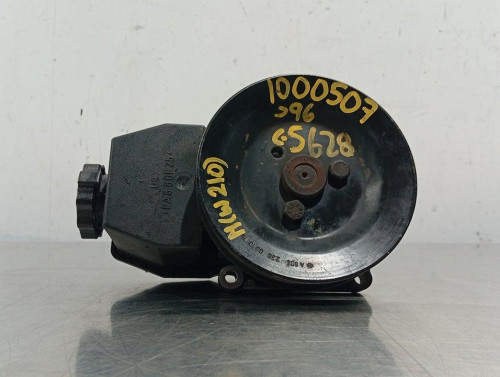  BOMBA DIRECCION MERCEDES-BENZ CLASE E (BM 210) BERLINA 