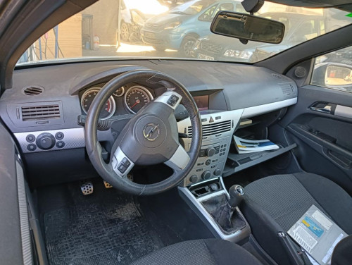 OPEL ASTRA H GTC — автомобиль-донор на запчасти 