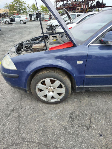 ALETA DELANTERA IZQUIERDA VOLKSWAGEN PASSAT BERLINA (3B3) 