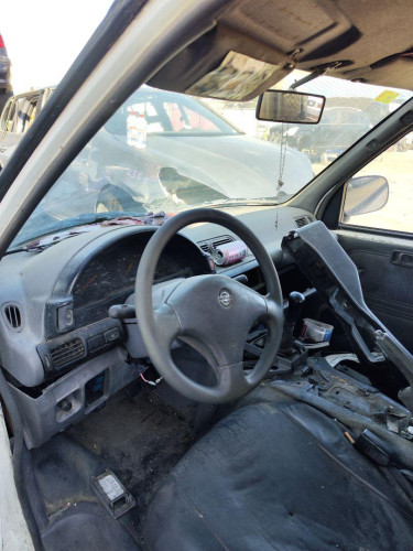 NISSAN VANETTE CARGO (HC23) — vehículo donante para recambios 