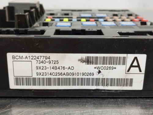  CAJA RELES / FUSIBLES, JAGUAR, XF 