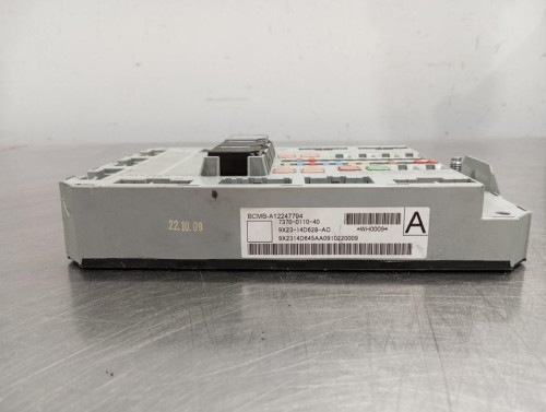  CAJA RELES / FUSIBLES, JAGUAR, XF 