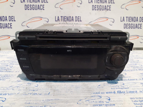  SISTEMA AUDIO / RADIO CD 
