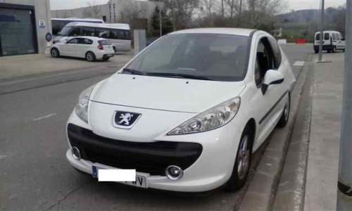 PEUGEOT 207 — vehículo donante para recambios 