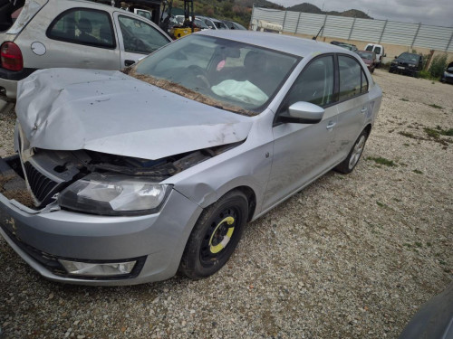 SKODA RAPID (NH) de segunda mano