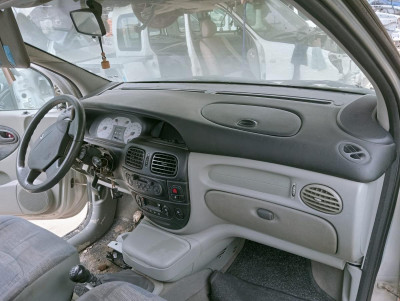 RENAULT SCENIC RX4 (JA0)