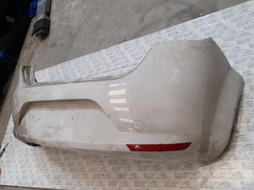  PARAGOLPES TRASERO 