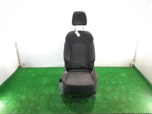 ASIENTO DELANTERO DERECHO Kia CARENS (RP) 