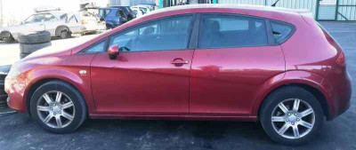 SEAT LEON (1P1)
