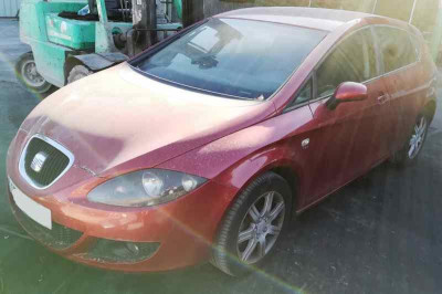 SEAT LEON (1P1)