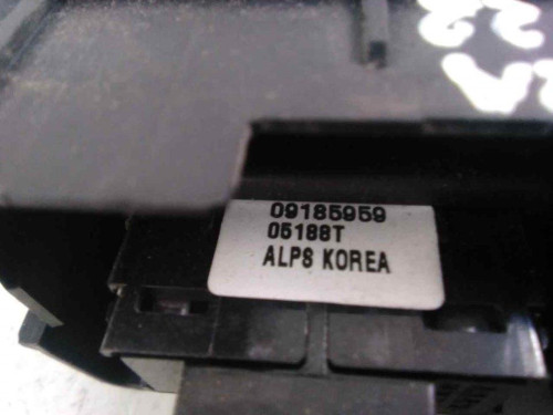  MANDO ELEVALUNAS DELANTERO DERECHO Opel VECTRA C BERLINA 