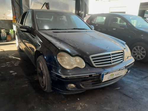  MERCEDES-BENZ CLASE C (BM 203) BERLINA 