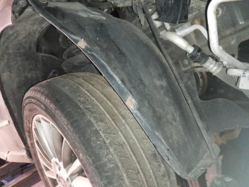 PASO RUEDA DELANTERO DERECHO Fiat LINEA (110) 