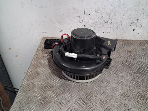 MOTOR CALEFACCION 