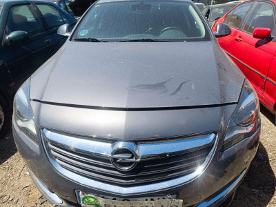 OPEL INSIGNIA A COUNTRY TOURER