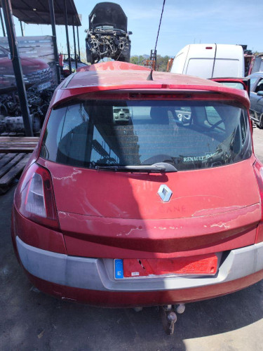 PORTON TRASERO Renault MEGANE II BERLINA 3P 