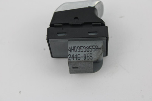 MANDO ELEVALUNAS TRASERO IZQUIERDO Audi A1 SPORTBACK (8XF) 