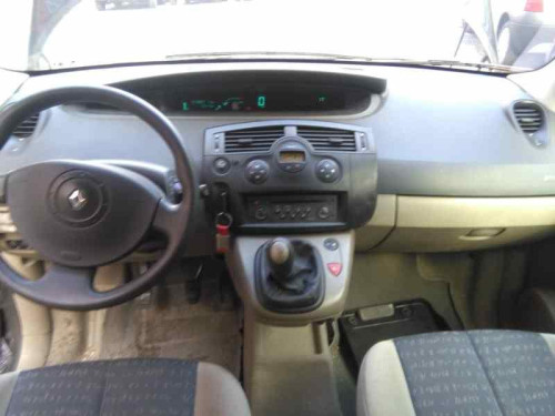  RENAULT SCENIC II (JM) 